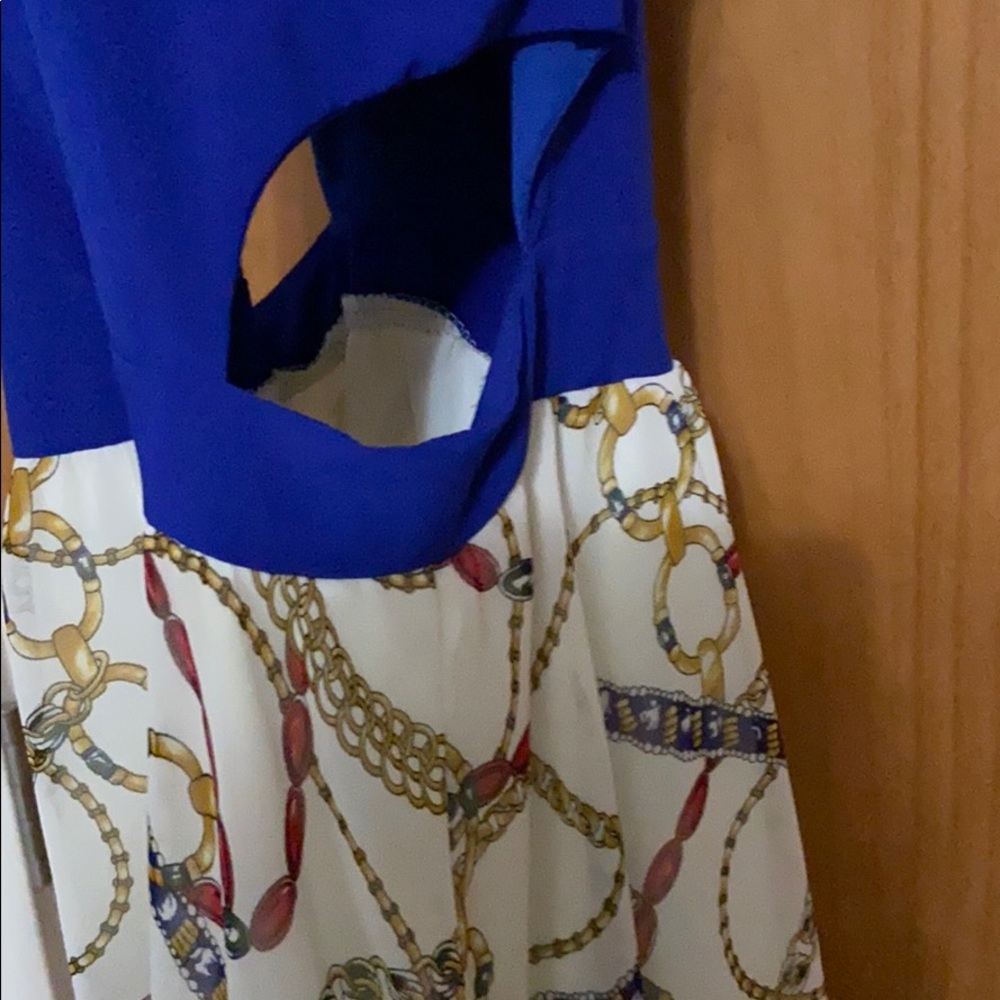 Dress - Picture 2 of 5
